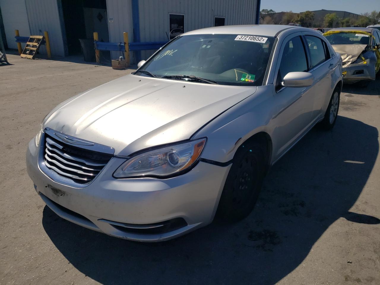 Photo 2 from auction – 2012 CHRYSLER 200 LX with VIN 1C3CCBAB4CN282008