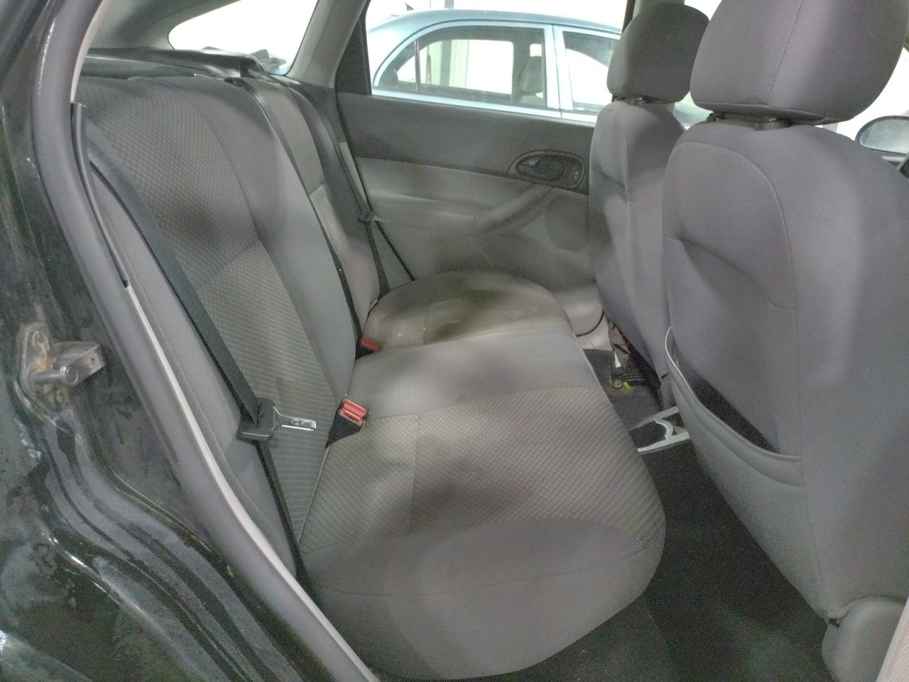 Photo 6 from auction – 2006 FORD FOCUS ZX5 with VIN 1FAFP37N16W166032