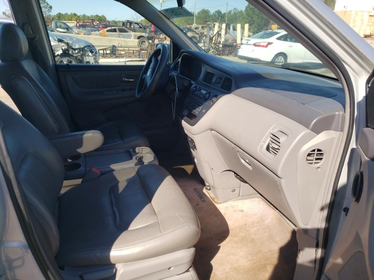 Photo 5 from auction – 2003 HONDA ODYSSEY EX with VIN 5FNRL18953B157973