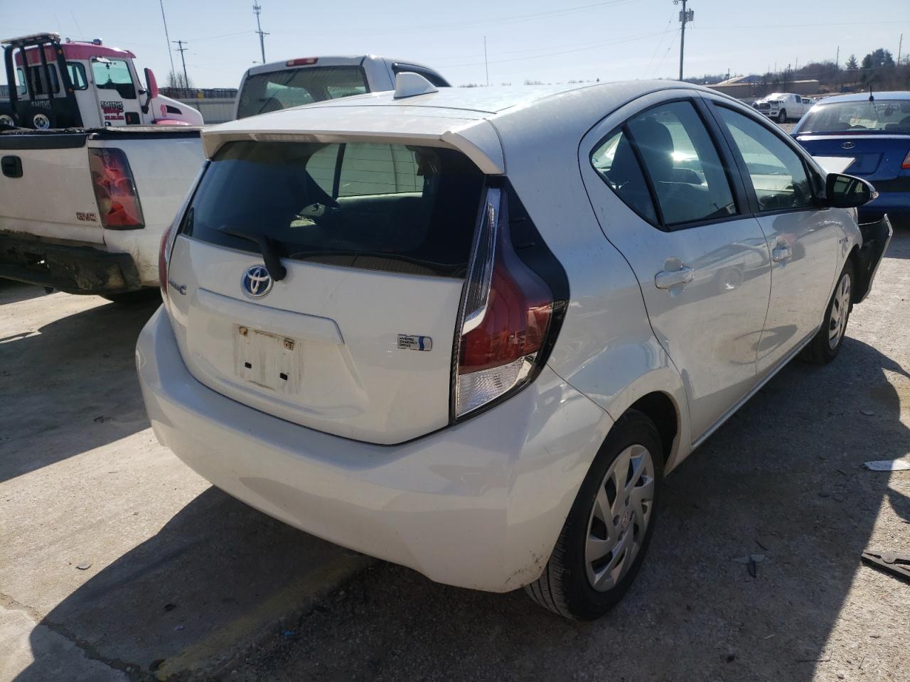 Photo 4 from auction – 2015 TOYOTA PRIUS C with VIN JTDKDTB38F1103434