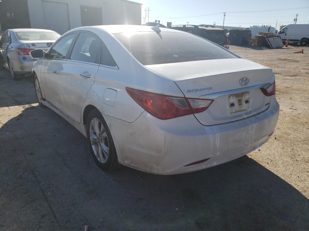 Photo 3 from auction – 2013 HYUNDAI SONATA SE with VIN 5NPEC4AC6DH692822