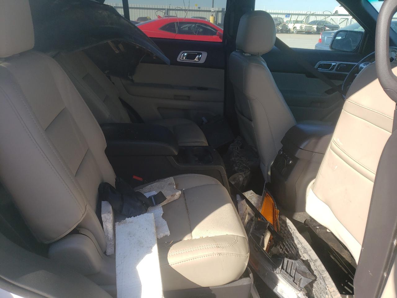 Foto 6 de la subasta – 2014 FORD EXPLORER L con VIN 1FM5K7F81EGC22949