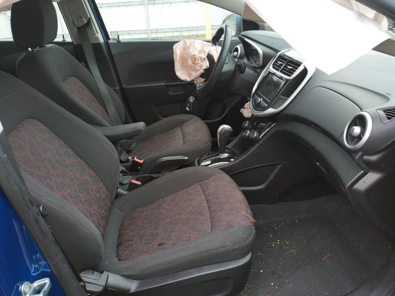 Photo 5 from auction – 2018 CHEVROLET SONIC LT with VIN 1G1JD6SG0J4120308