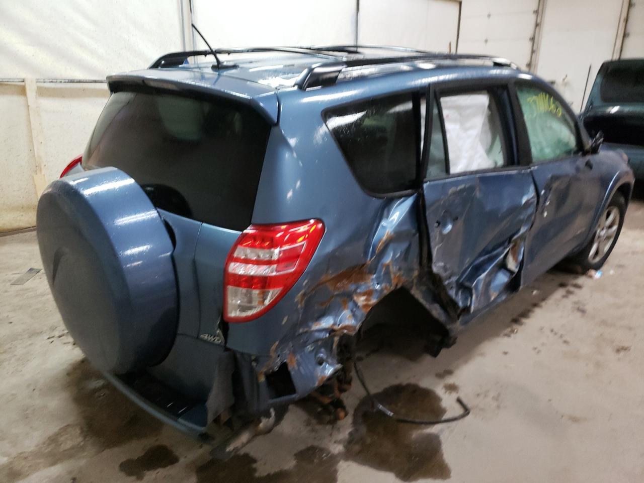 Photo 4 from auction – 2011 TOYOTA RAV4 LIMIT with VIN 2T3DK4DV9BW061399