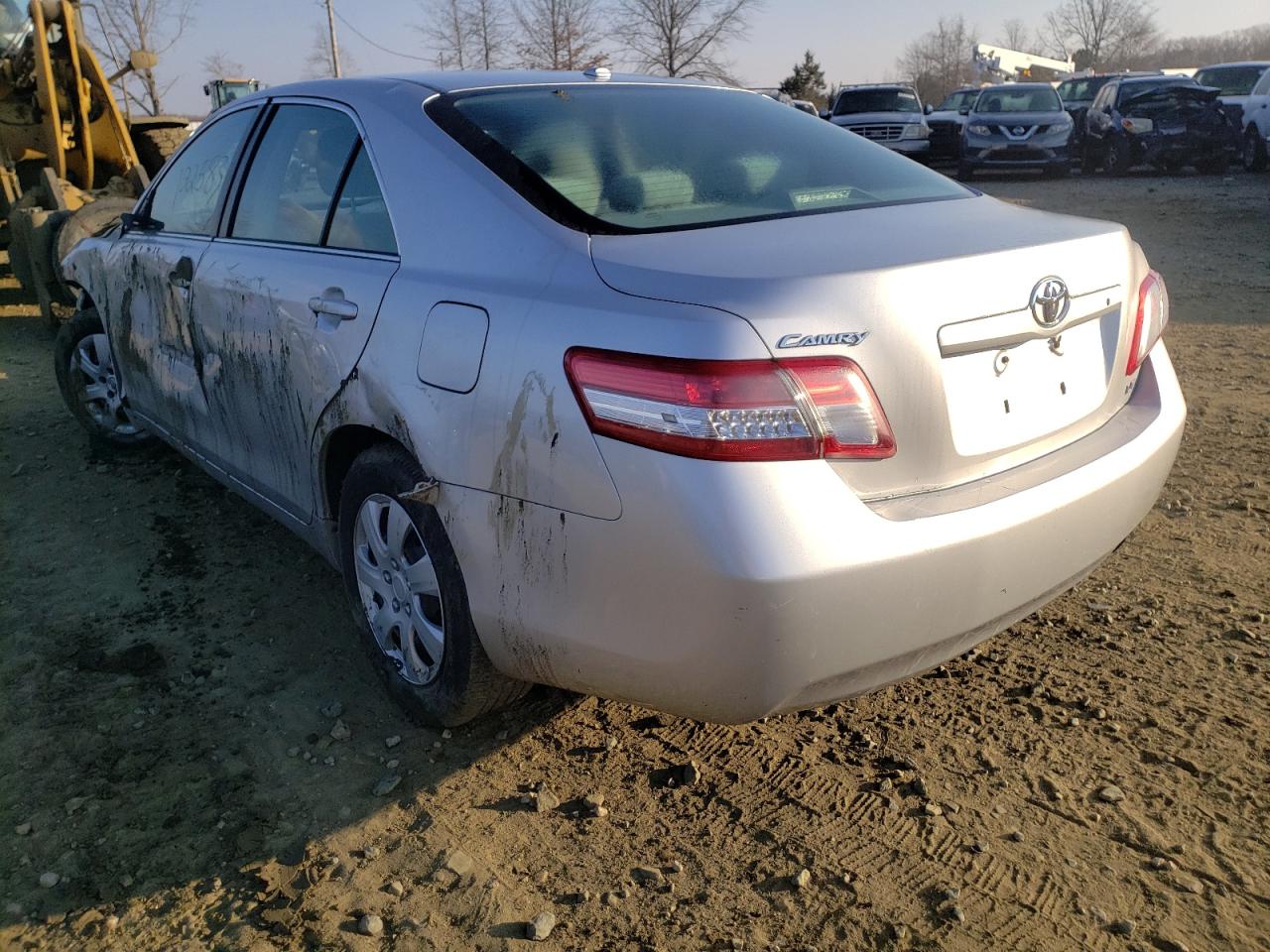 Photo 3 from auction – 2011 TOYOTA CAMRY BASE with VIN 4T1BF3EK7BU118900