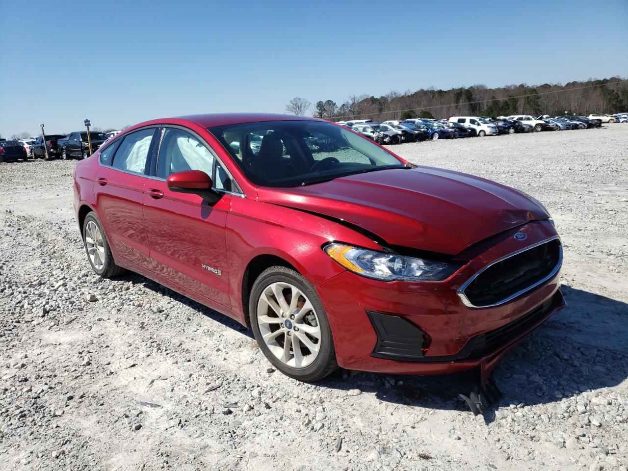 FORD FUSION SE 2019 with VIN 3FA6P0LU3KR241788 - Photo from auction