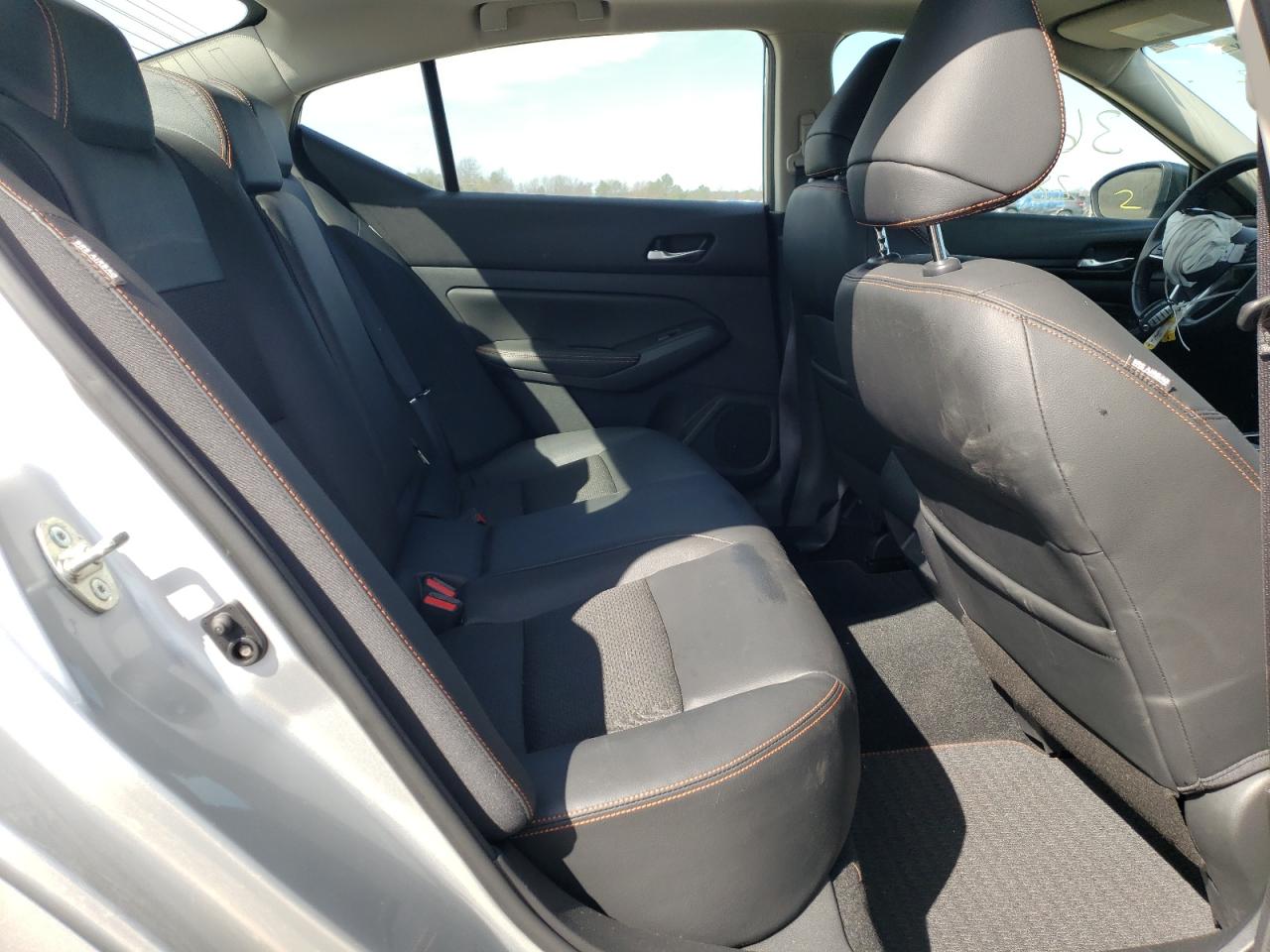 Photo 6 from auction – 2019 NISSAN ALTIMA SR with VIN 1N4BL4CW6KC221116