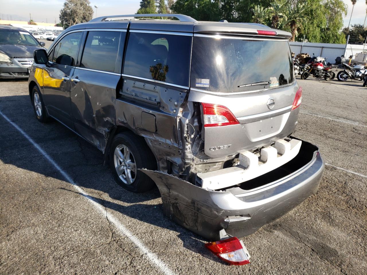 Photo 3 from auction – 2016 NISSAN QUEST S with VIN JN8AE2KP9G9152770