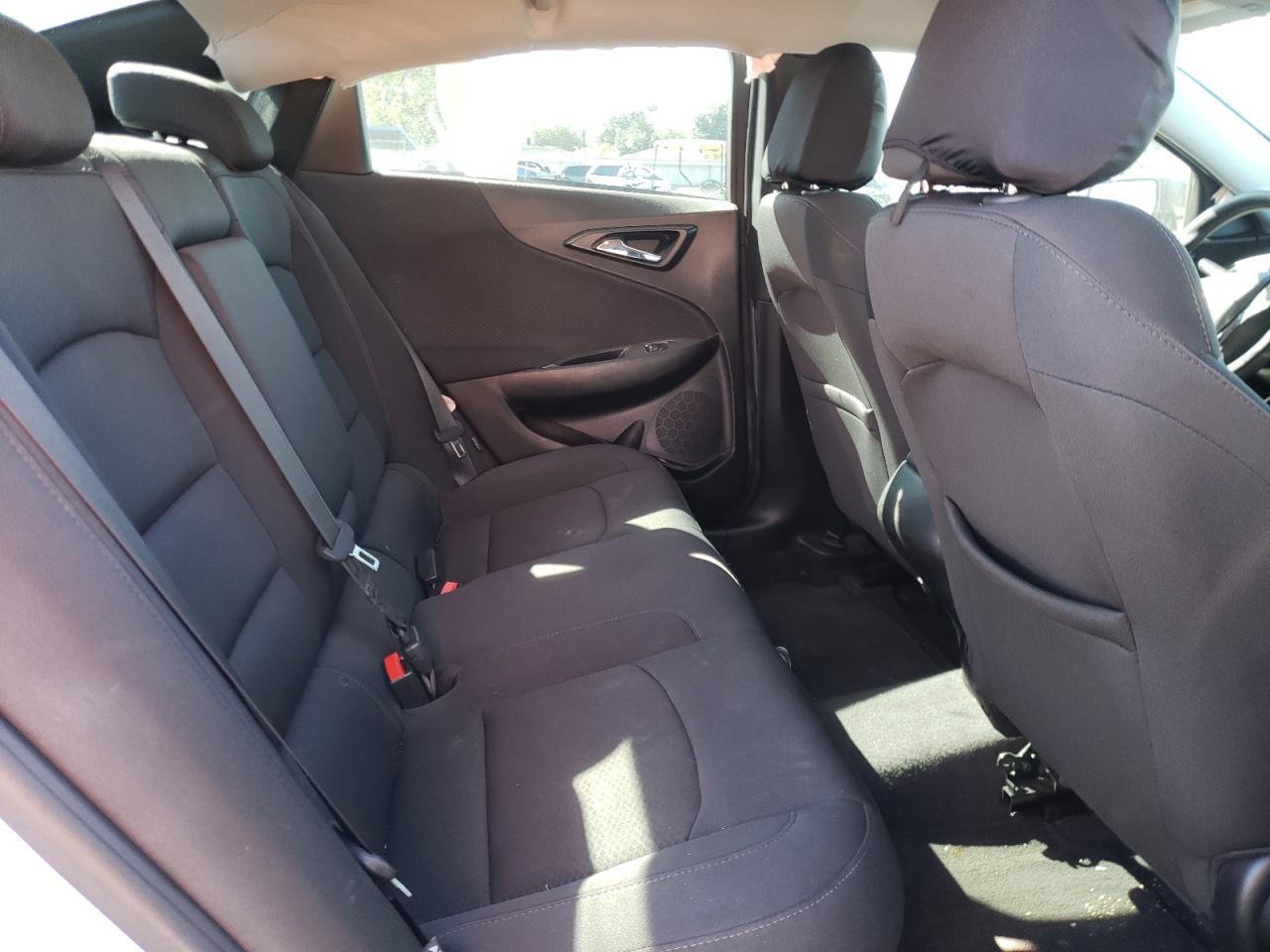 Photo 6 from auction – 2017 CHEVROLET MALIBU LS with VIN 1G1ZB5ST7HF182545