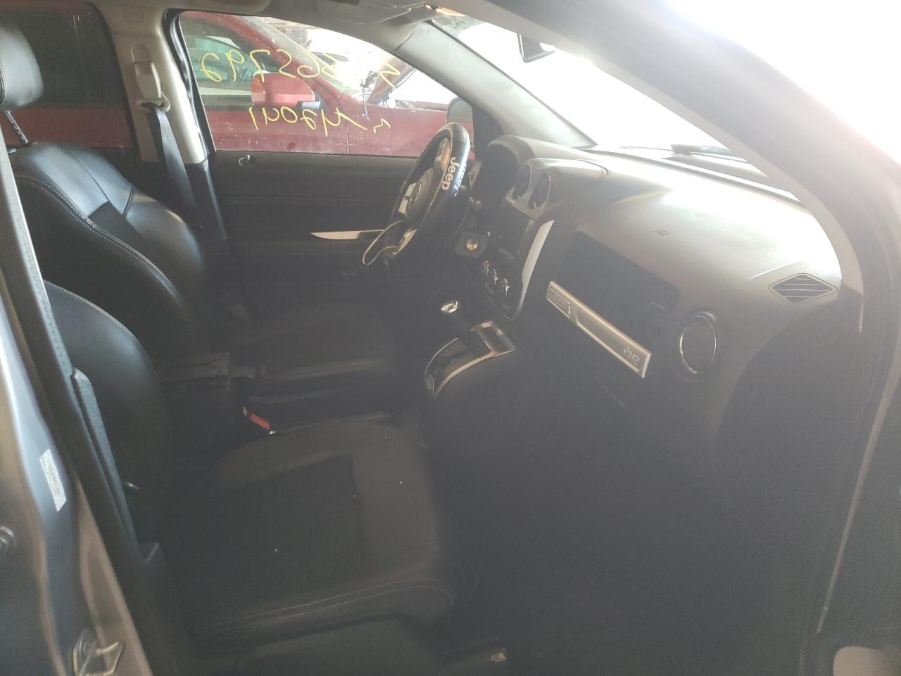 Photo 5 from auction – 2017 JEEP COMPASS LA with VIN 1C4NJDEB6HD112956