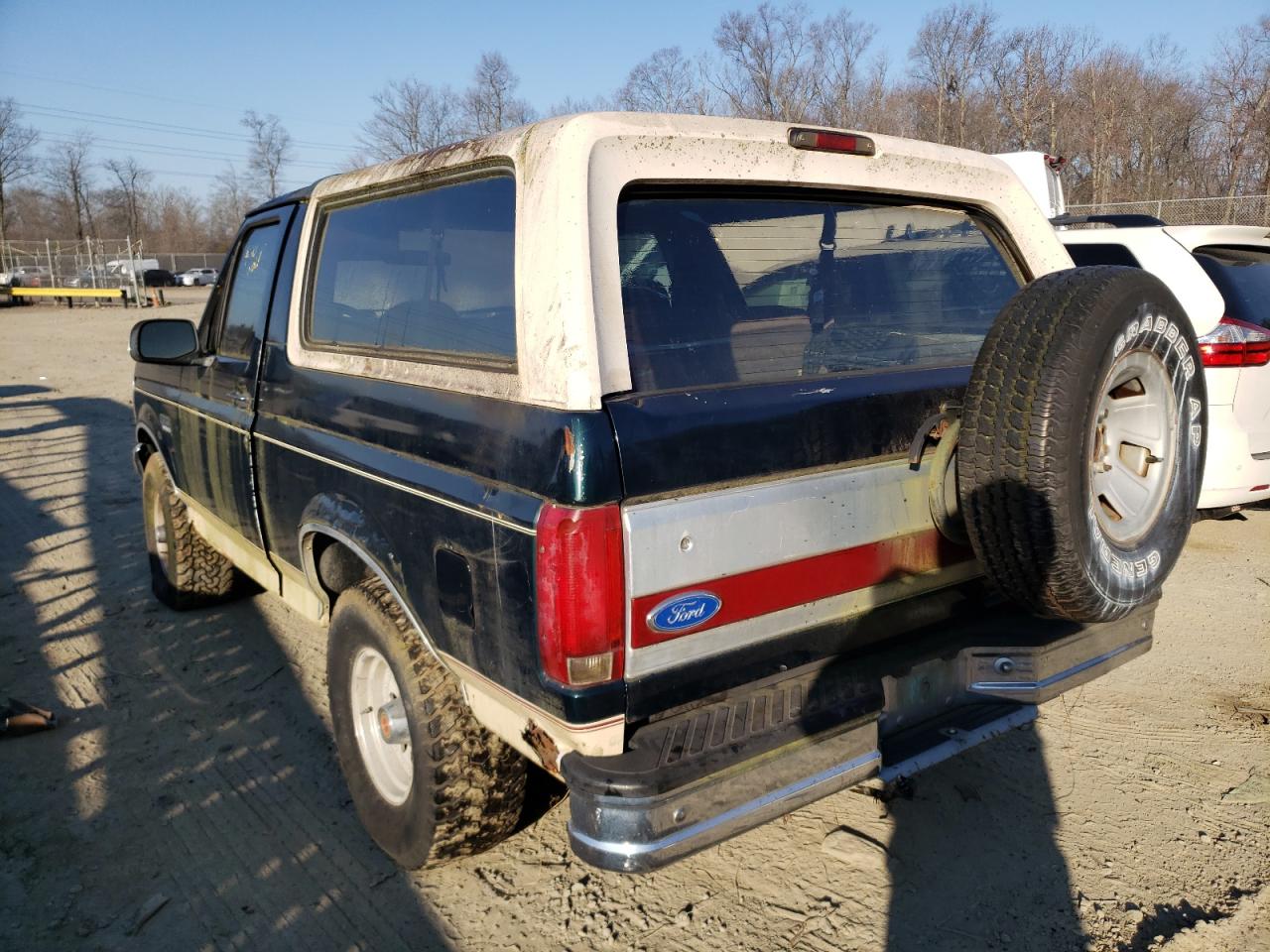 Photo 3 from auction – 1993 FORD BRONCO U10 with VIN 1FMEU15H4PLB18443