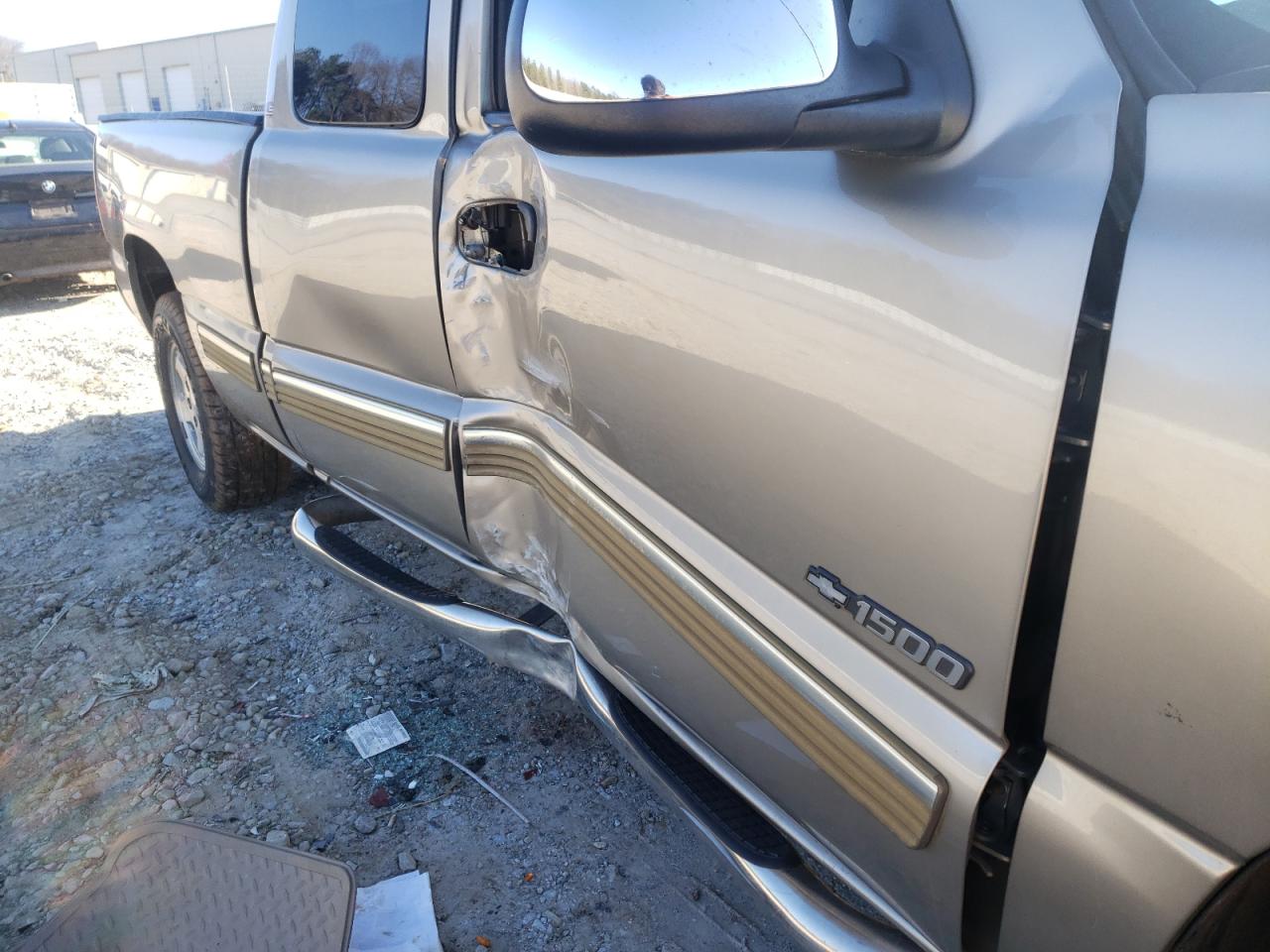 Photo 9 from auction – 2002 CHEVROLET SILVERADO with VIN 2GCEC19T021253682