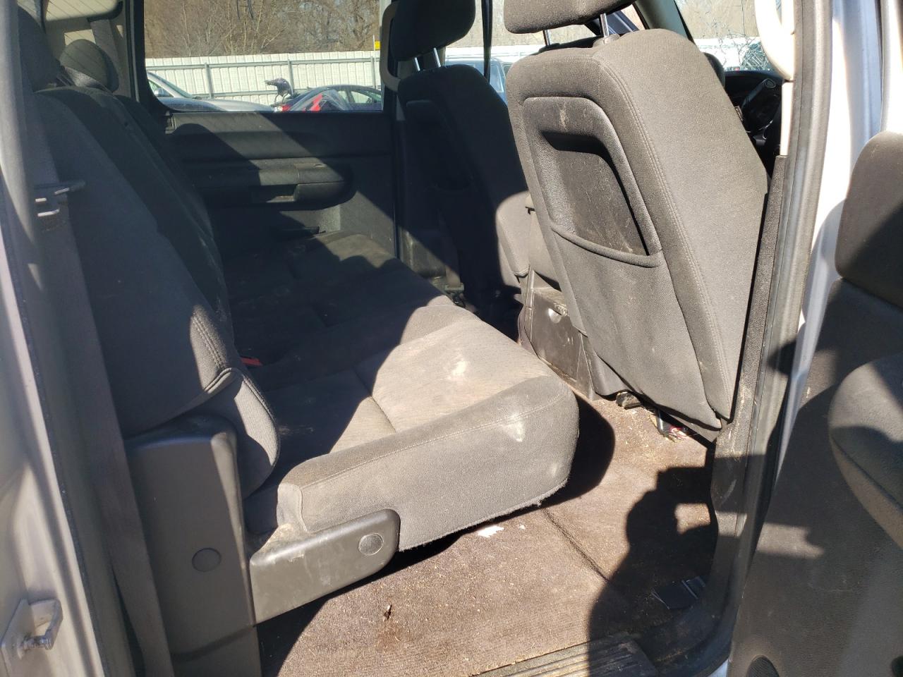 Photo 6 from auction – 2013 CHEVROLET SILVERADO with VIN 3GCPKSE29DG216980