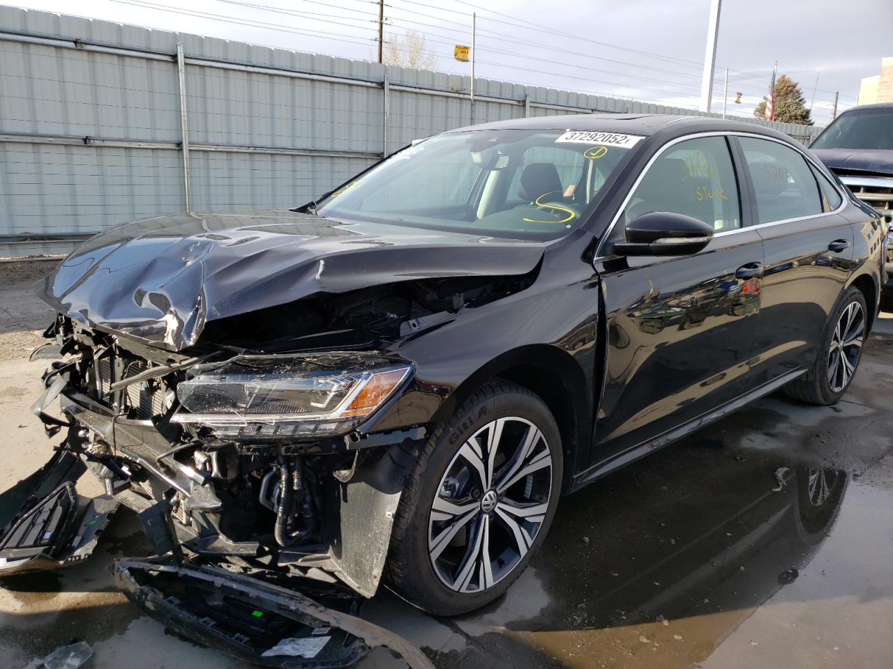 Photo 2 from auction – 2022 VOLKSWAGEN PASSAT with VIN 1VWSA7A32NC000737