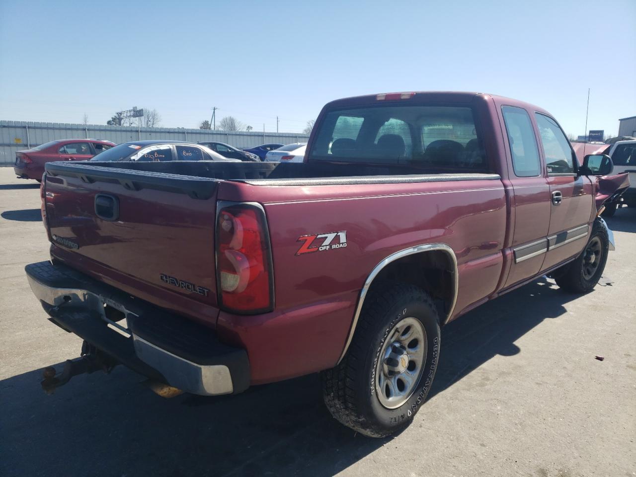 Photo 4 from auction – 2005 CHEVROLET SILVERADO with VIN 1GCEK19V65Z102832
