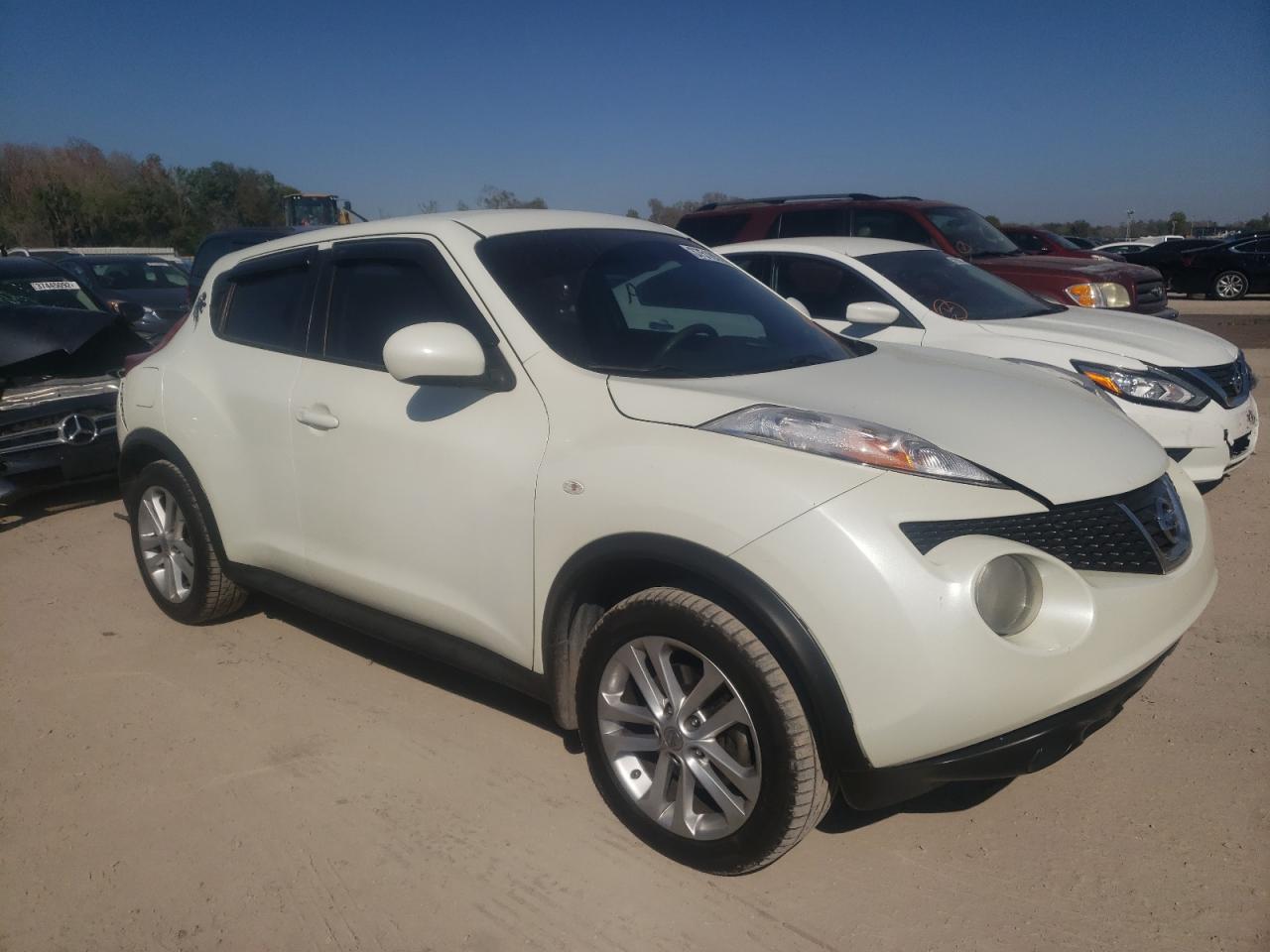 Photo 1 from auction – 2011 NISSAN JUKE S with VIN JN8AF5MV1BT010533