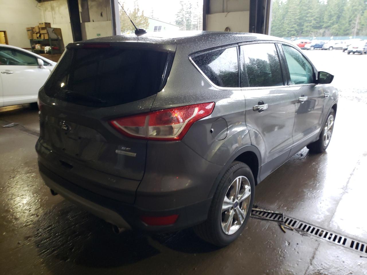 Photo 4 from auction – 2013 FORD ESCAPE SE with VIN 1FMCU0GX2DUA17770