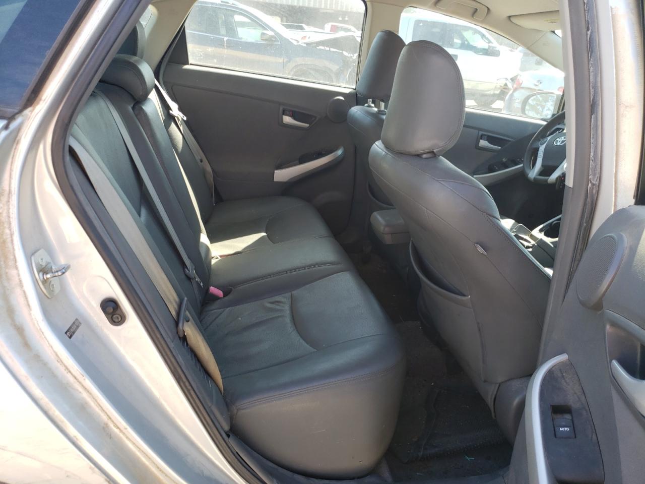 Photo 6 from auction – 2010 TOYOTA PRIUS with VIN JTDKN3DUXA1307776