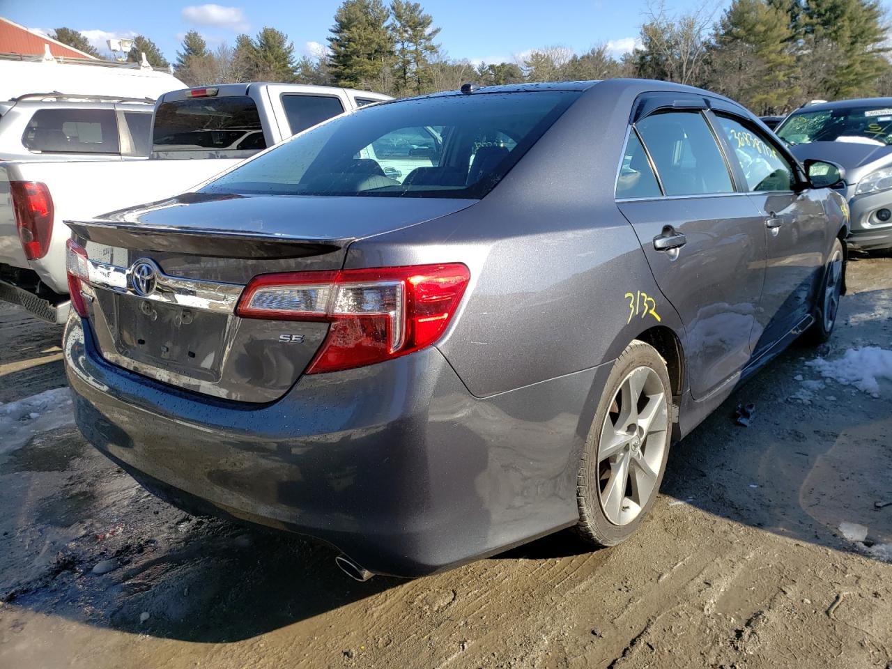 Photo 4 from auction – 2014 TOYOTA CAMRY L with VIN 4T1BF1FK5EU473376