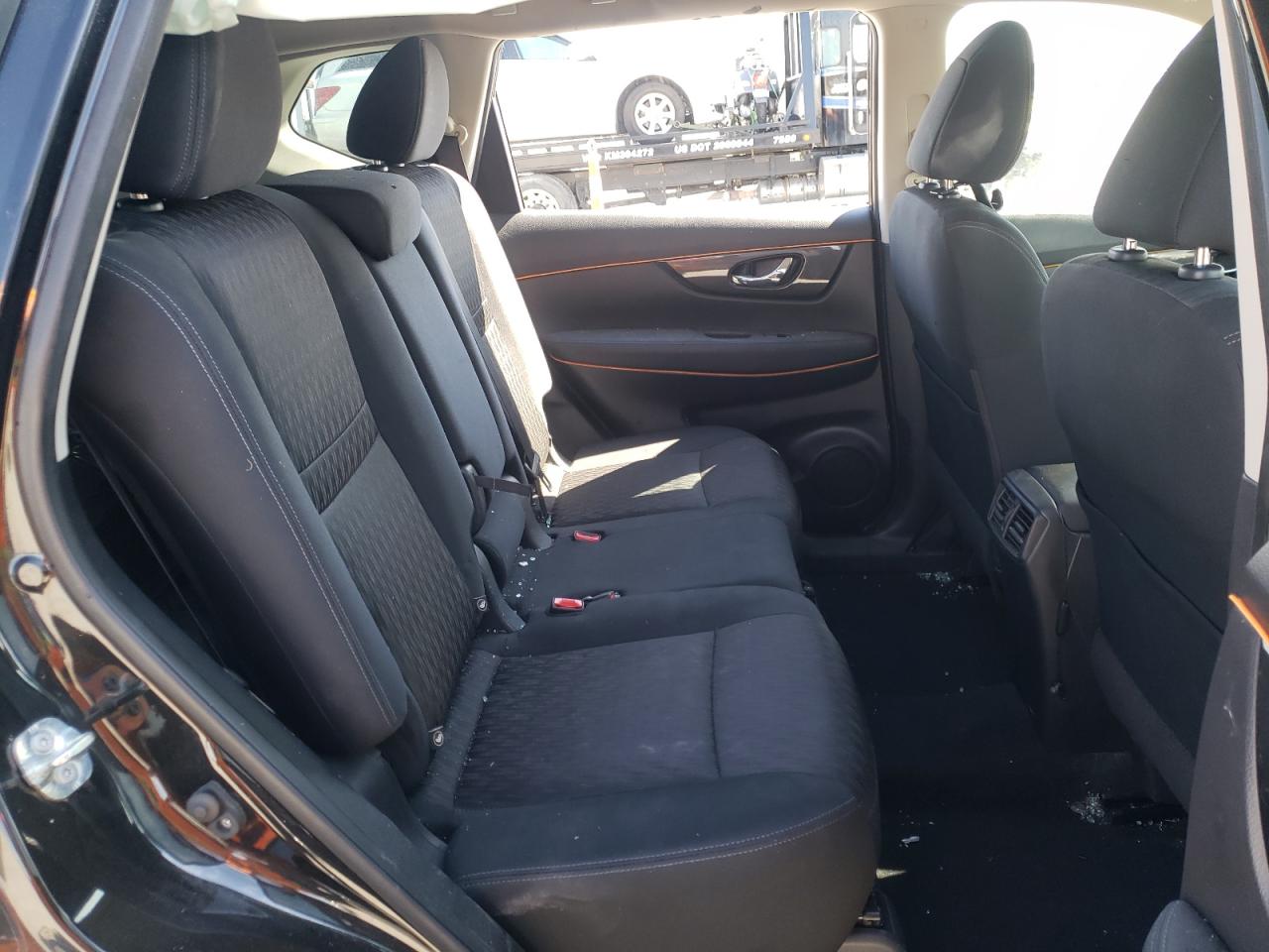 Photo 6 from auction – 2018 NISSAN ROGUE S with VIN KNMAT2MT5JP506542