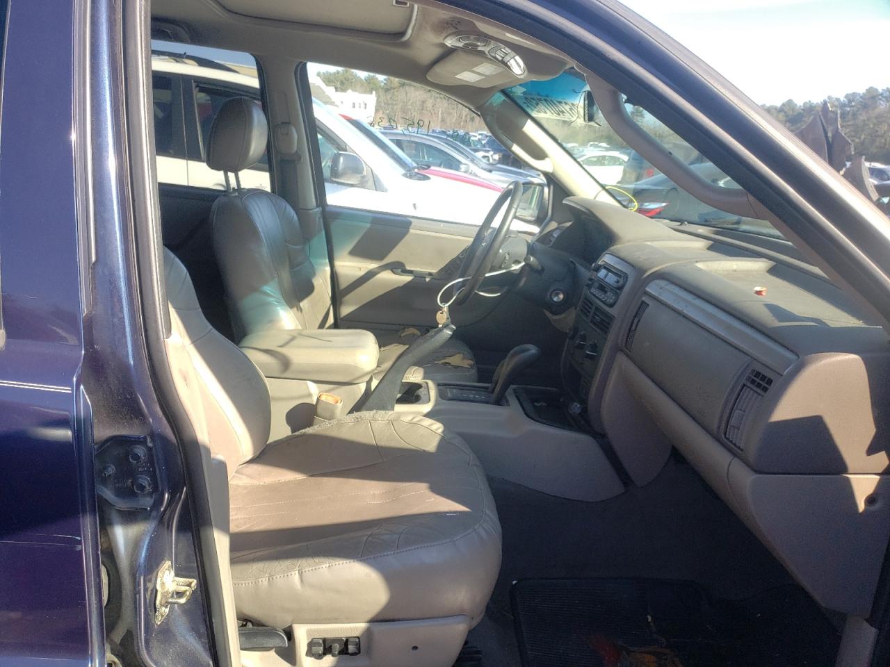 Photo 5 from auction – 2004 JEEP GRAND CHER with VIN 1J4GW48S54C238385