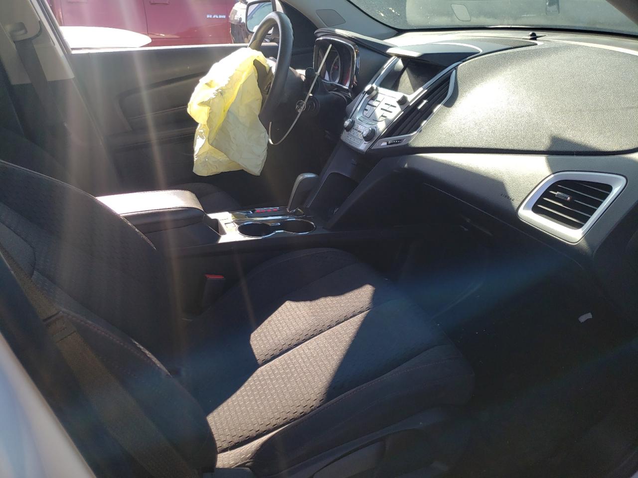 Photo 5 from auction – 2015 GMC TERRAIN SL with VIN 2GKALMEK0F6399705