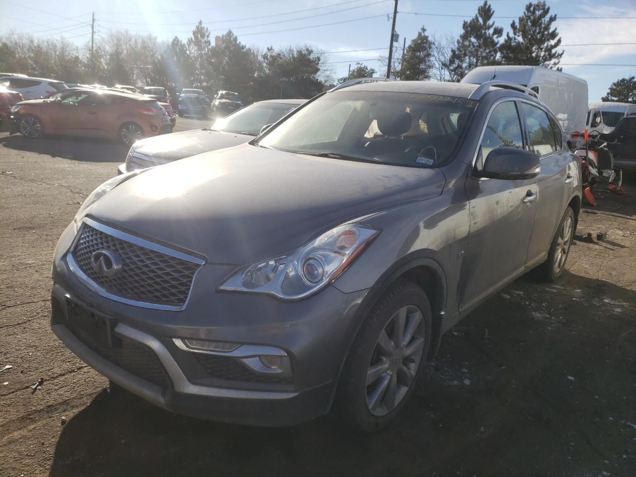 Photo 2 from auction – 2017 INFINITI UK with VIN JN1BJ0RR2HM405761