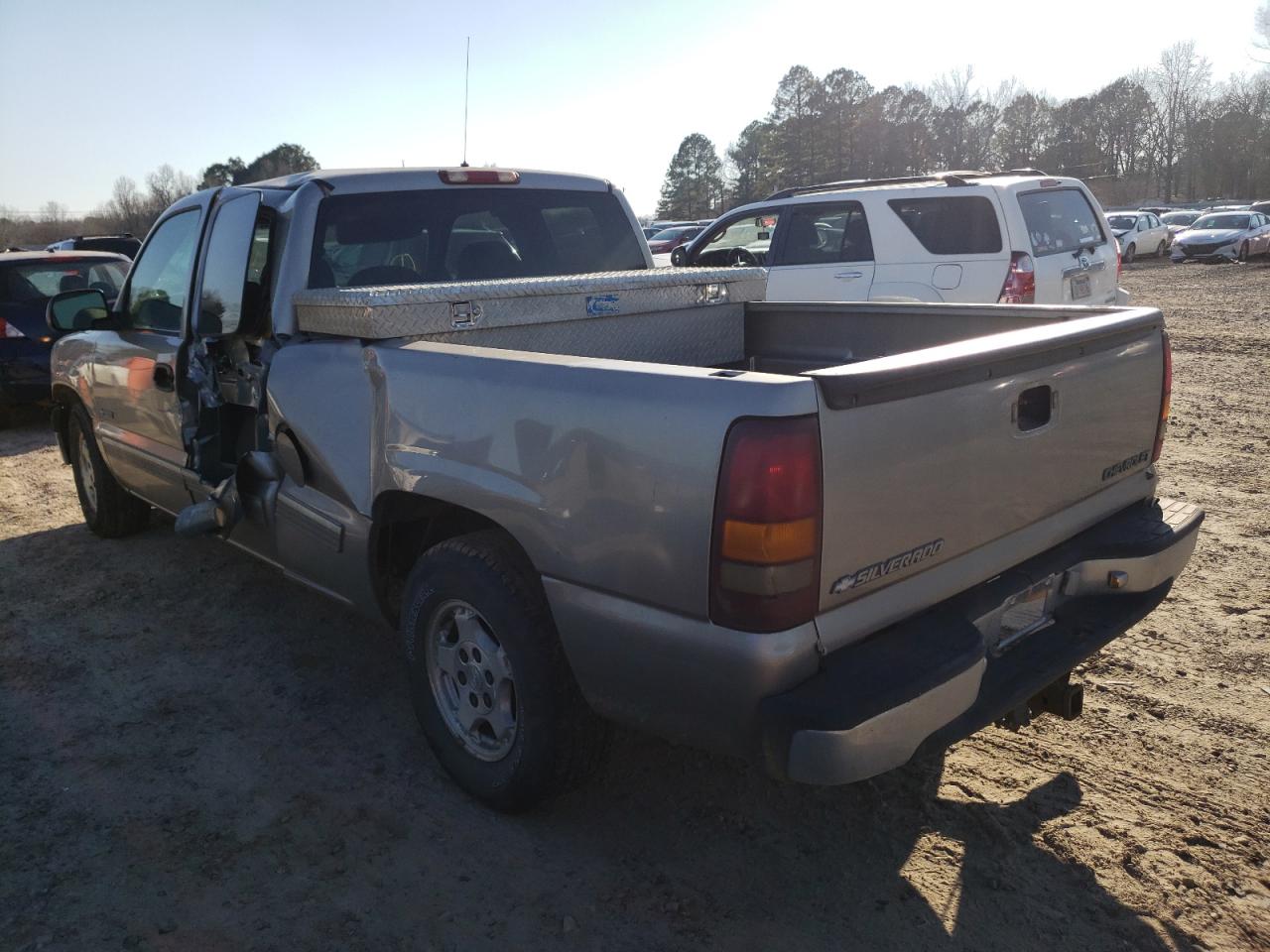 Photo 3 from auction – 1999 CHEVROLET SILVERADO with VIN 2GCEC19T5X1295966