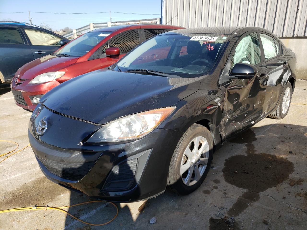 Photo 2 from auction – 2011 MAZDA 3 I with VIN JM1BL1VF3B1423168