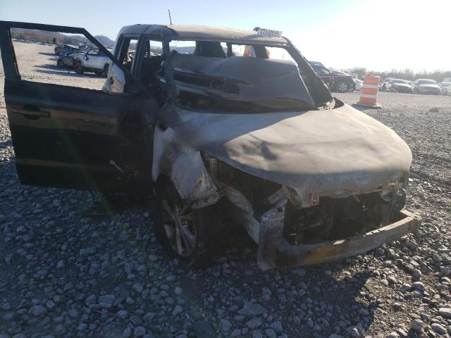 KIA SOUL + 2015 with VIN KNDJP3A51F7192444 - Photo from auction
