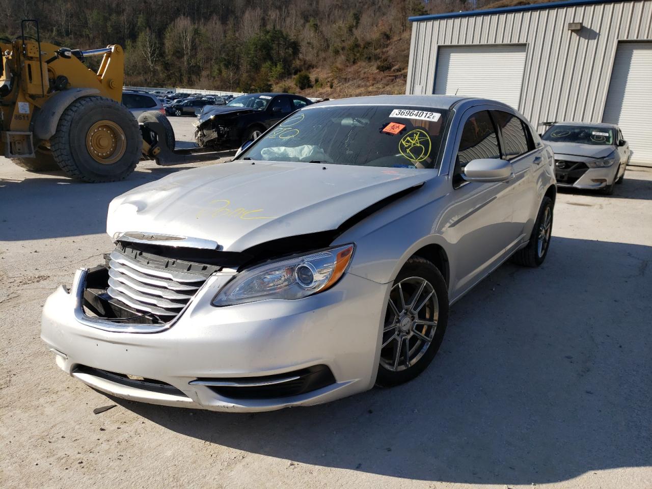 Photo 2 from auction – 2012 CHRYSLER 200 with VIN 1C3CCBAB4CN236047