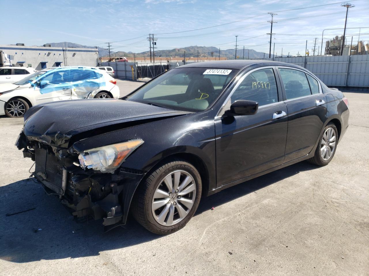 Photo 2 from auction – 2011 HONDA ACCORD EXL with VIN 1HGCP3F81BA019470