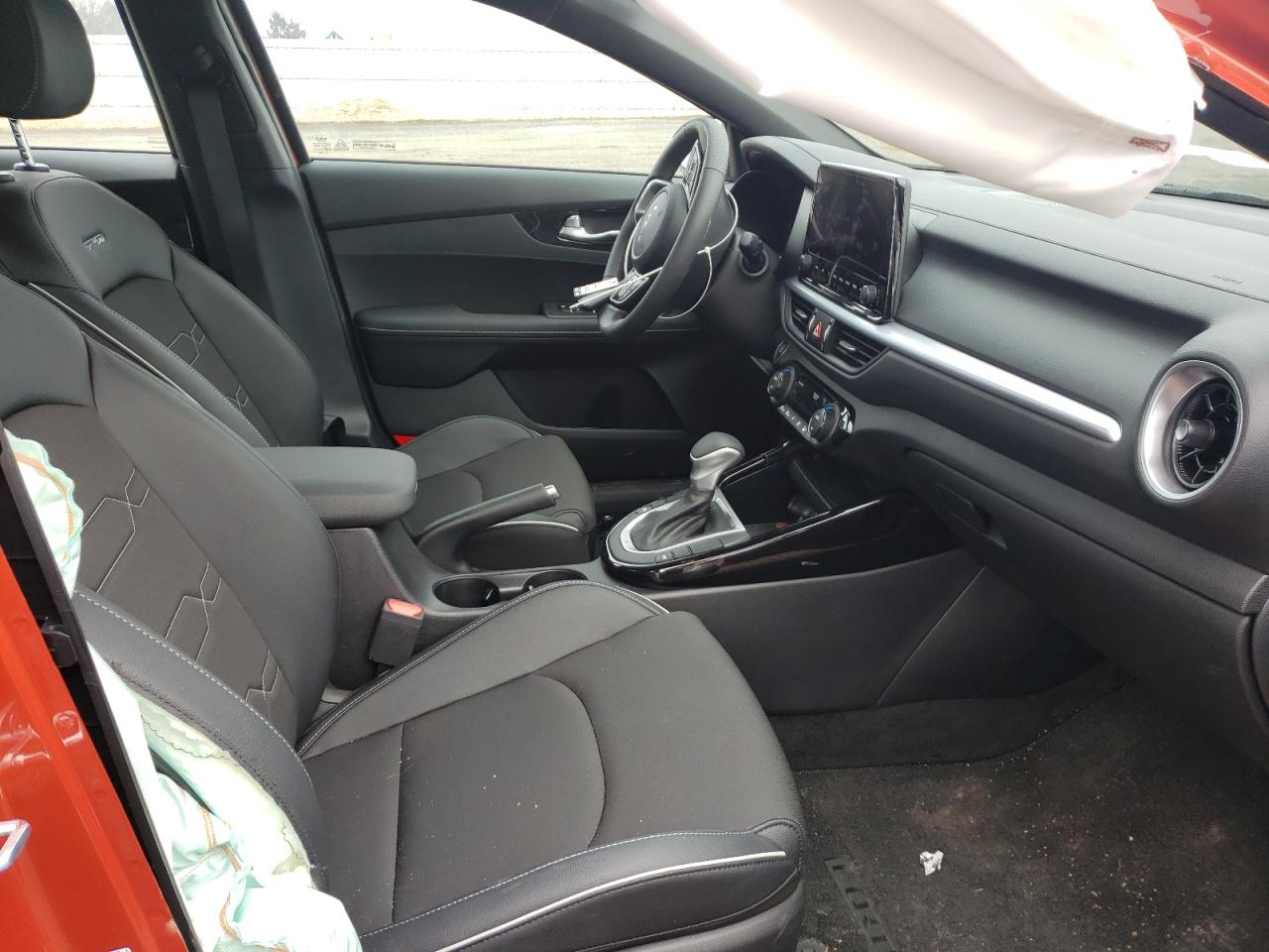 Photo 5 from auction – 2022 KIA FORTE EX with VIN 3KPF54AD6NE453008