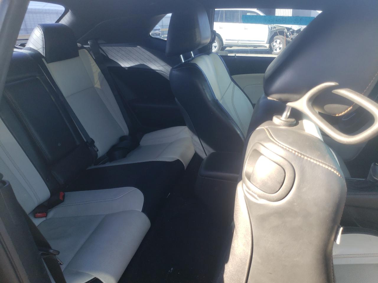 Photo 6 from auction – 2015 DODGE CHALLENGER with VIN 2C3CDZBG7FH774397