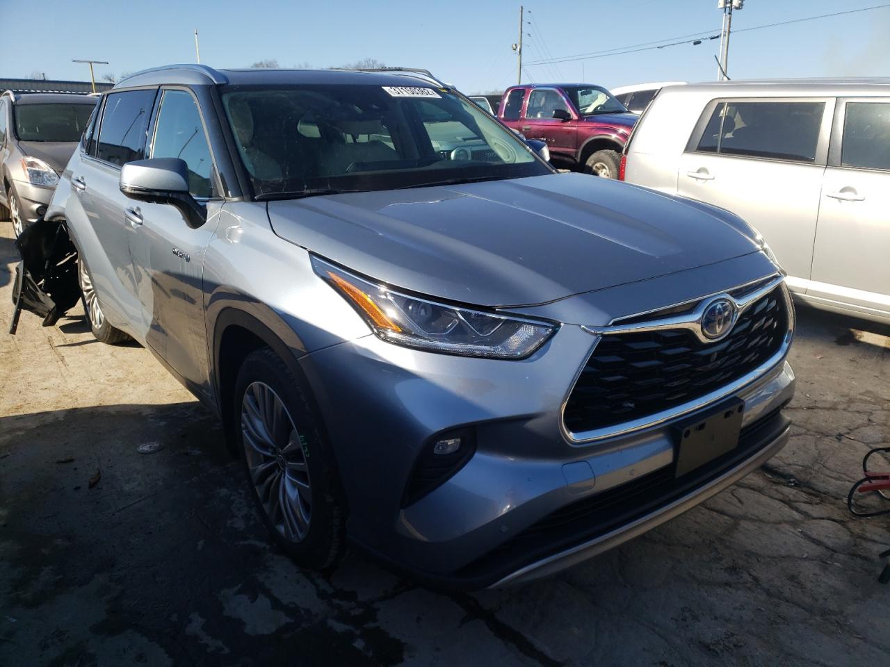 TOYOTA HIGHLANDER 2021 with VIN 5TDEBRCH6MS028507 - Photo from auction