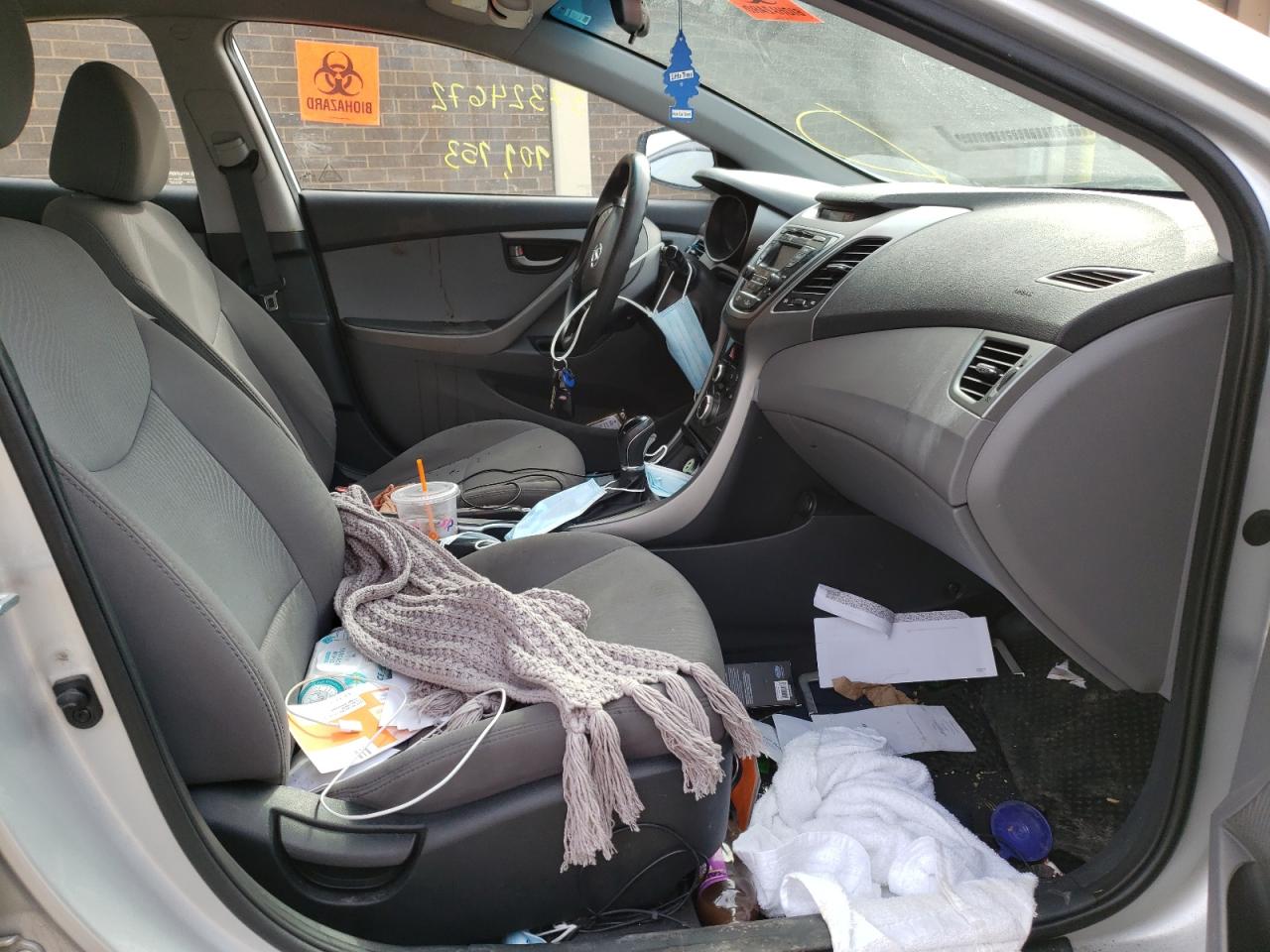 Photo 5 from auction – 2016 HYUNDAI ELANTRA SE with VIN 5NPDH4AE1GH747986