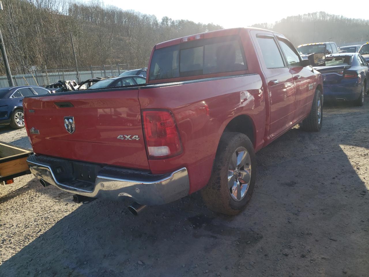 Photo 4 from auction – 2016 RAM 1500 SLT with VIN 3C6RR7LT7GG195216
