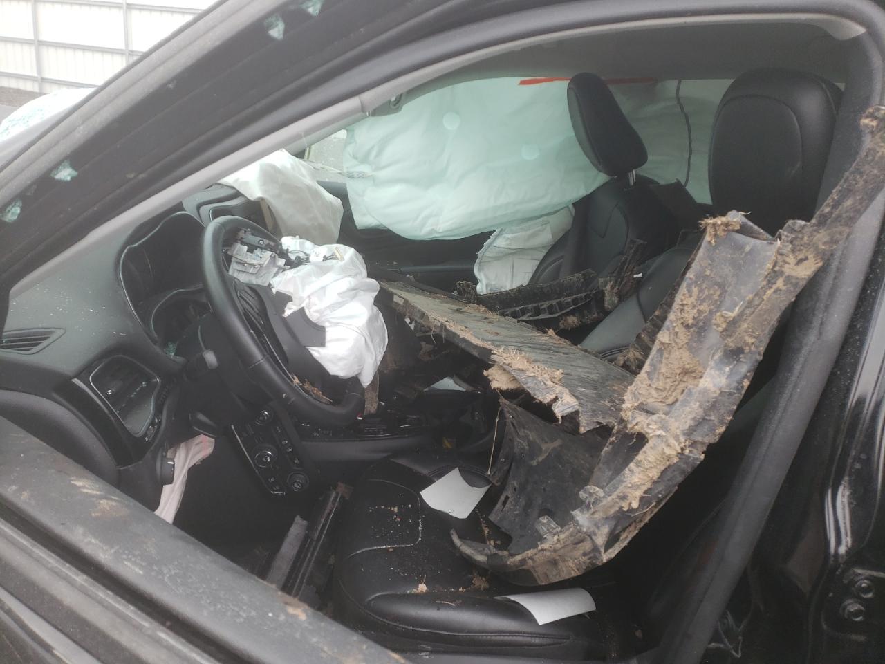 Photo 5 from auction – 2019 JEEP CHEROKEE L with VIN 1C4PJMLB5KD489944