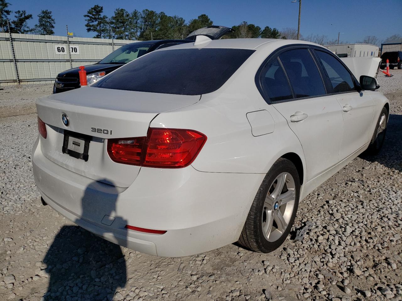 Photo 4 from auction – 2015 BMW 320 I with VIN WBA3B1G55FNT02049