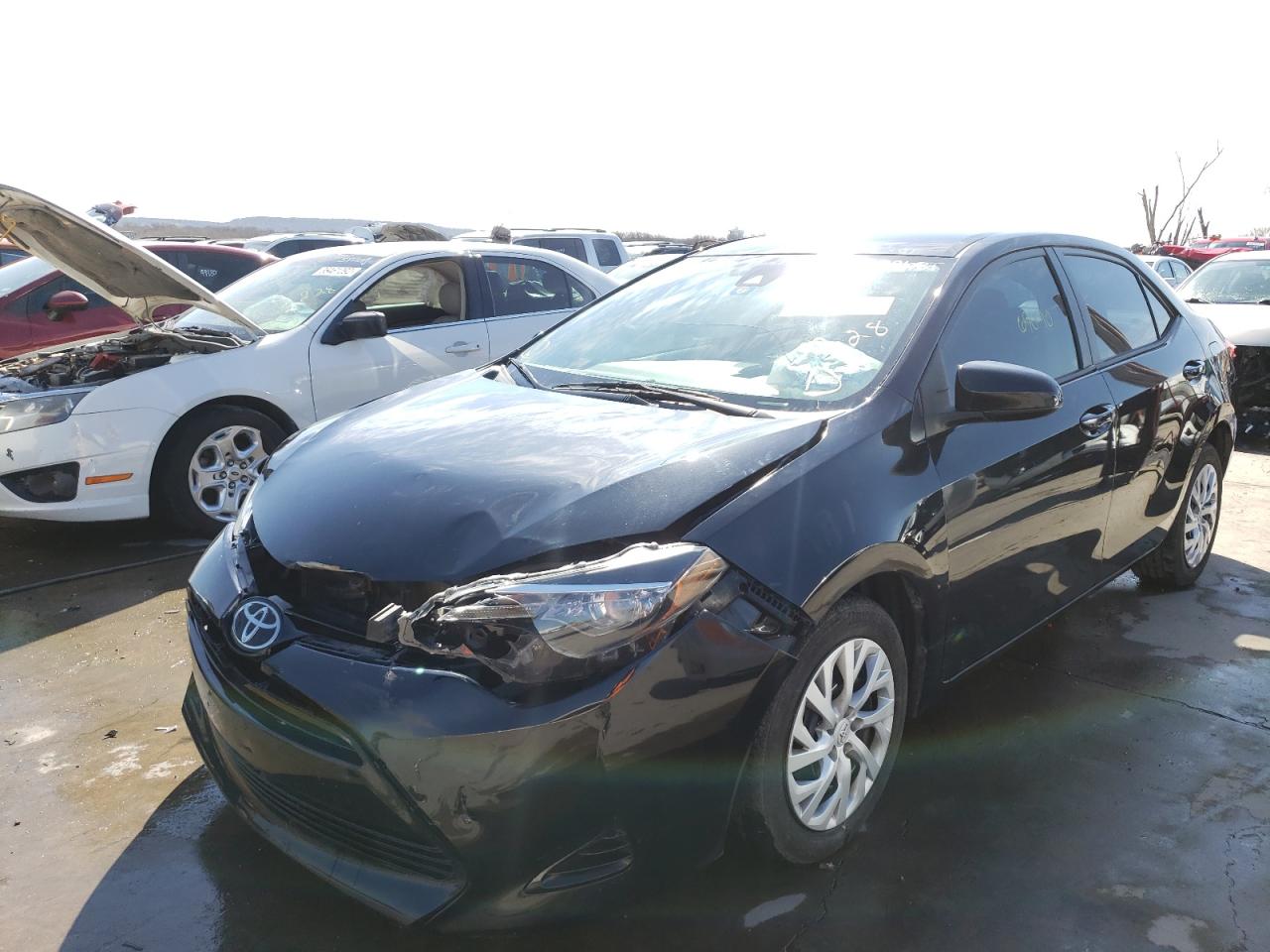 Photo 2 from auction – 2017 TOYOTA COROLLA L with VIN 5YFBURHE5HP710031