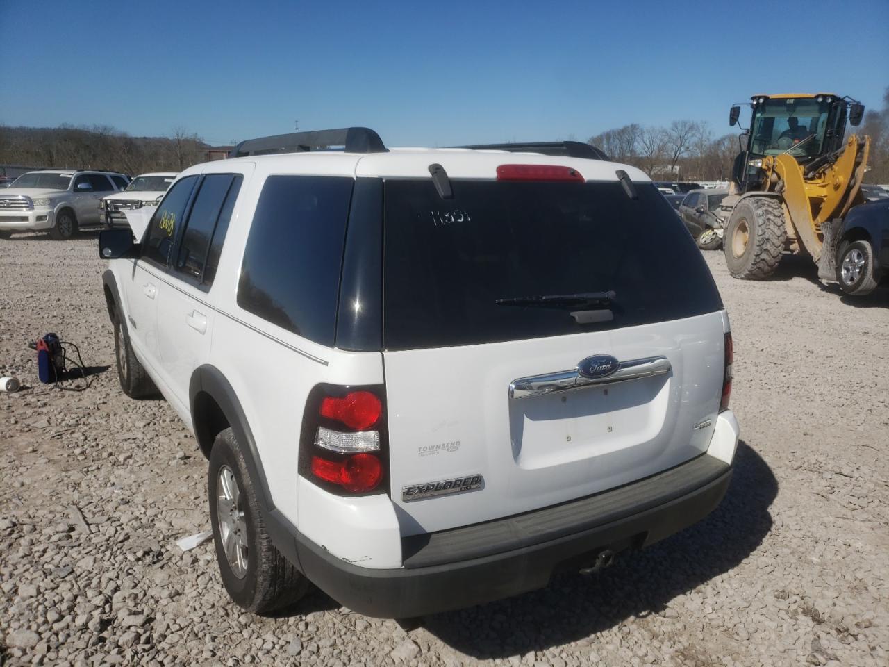Photo 3 from auction – 2007 FORD EXPLORER X with VIN 1FMEU63E67UA58052