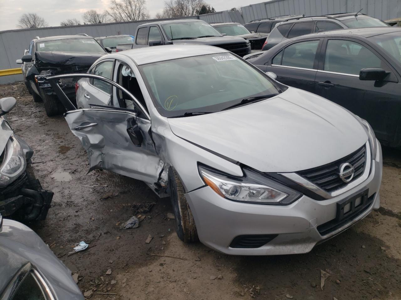 NISSAN ALTIMA 2.5 2017 with VIN 1N4AL3AP4HC234098 - Photo from auction