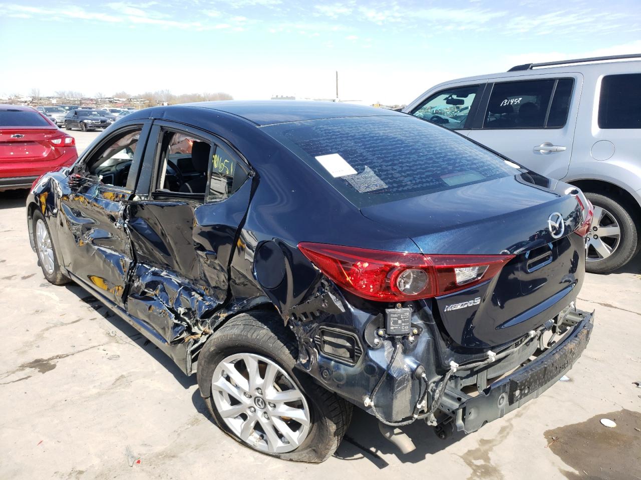 Photo 3 from auction – 2018 MAZDA 3 SPORT with VIN 3MZBN1U77JM266604