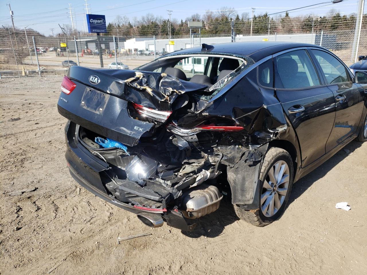 Photo 9 from auction – 2016 KIA OPTIMA EX with VIN 5XXGU4L38GG117723