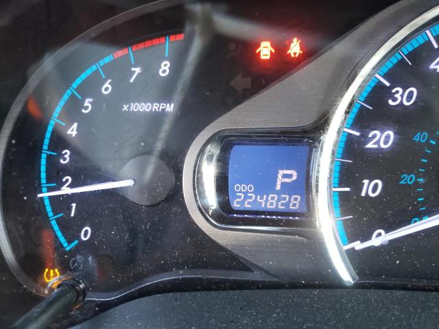 Photo 8 from auction – 2011 TOYOTA SIENNA XLE with VIN 5TDYK3DC6BS036505