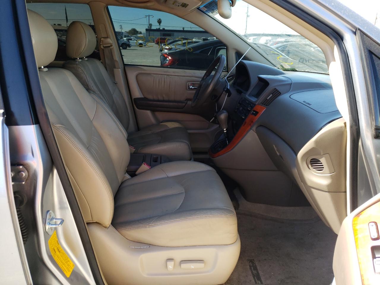 Photo 5 from auction – 2003 LEXUS RX 300 with VIN JTJGF10U230152059