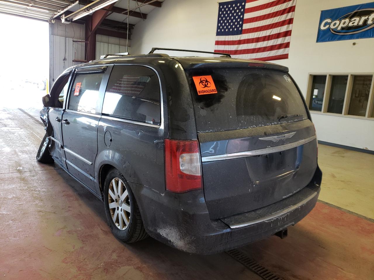 Photo 3 from auction – 2013 CHRYSLER TOWN & COU with VIN 2C4RC1BG7DR631287