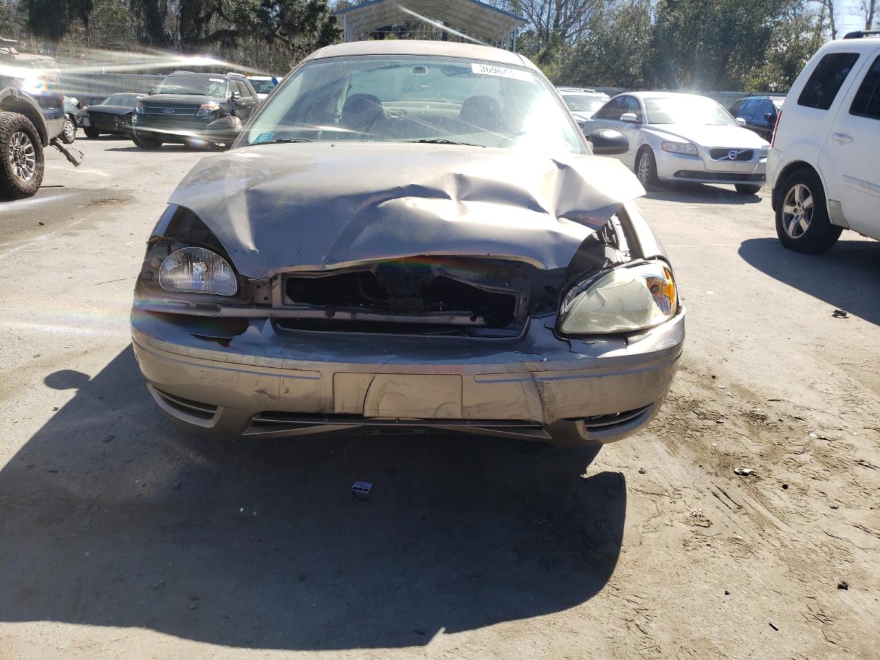 Photo 9 from auction – 2005 FORD TAURUS SE with VIN 1FAFP53265A135720