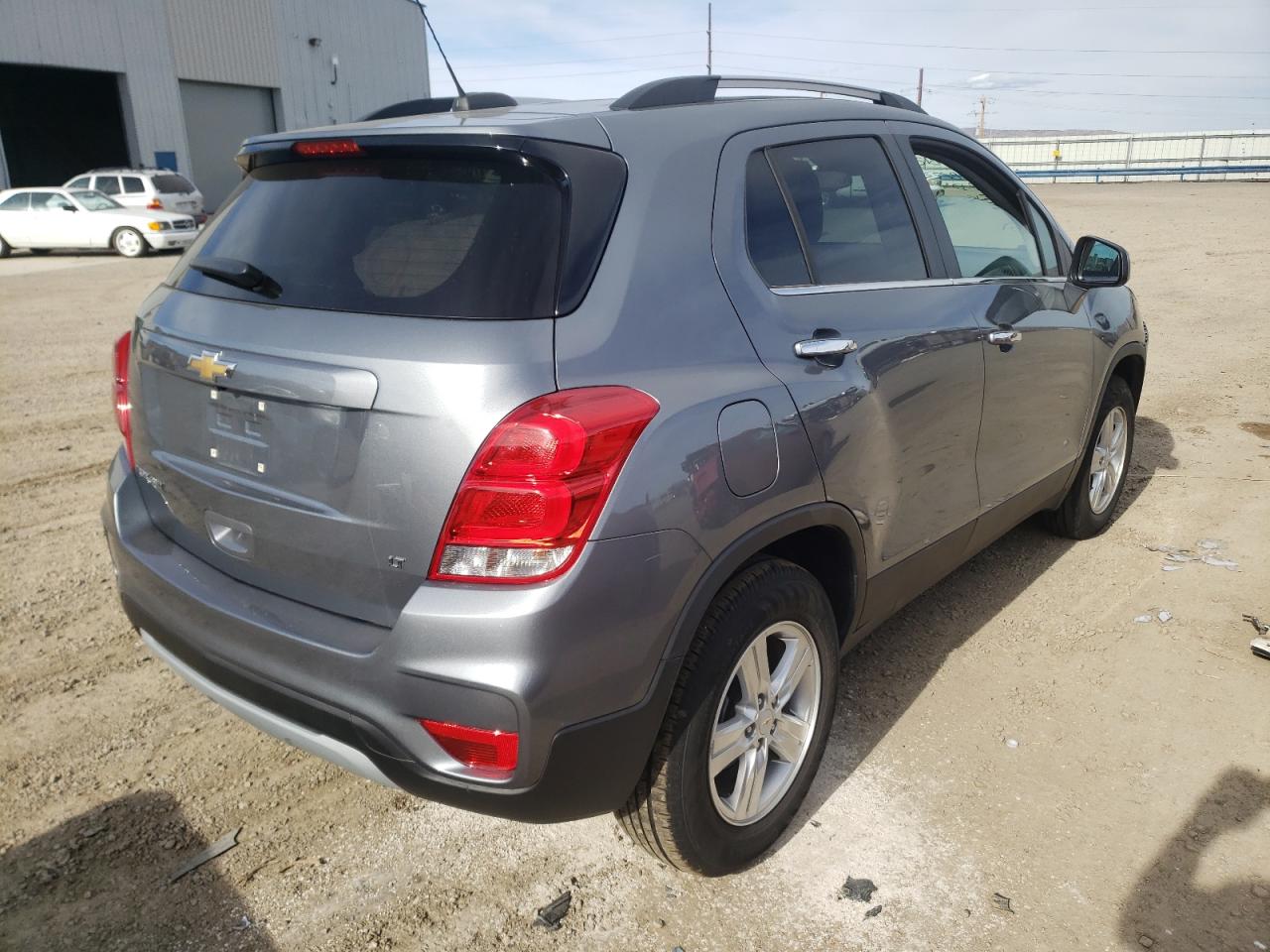 Photo 4 from auction – 2019 CHEVROLET TRAX 1LT with VIN KL7CJPSB7KB823806