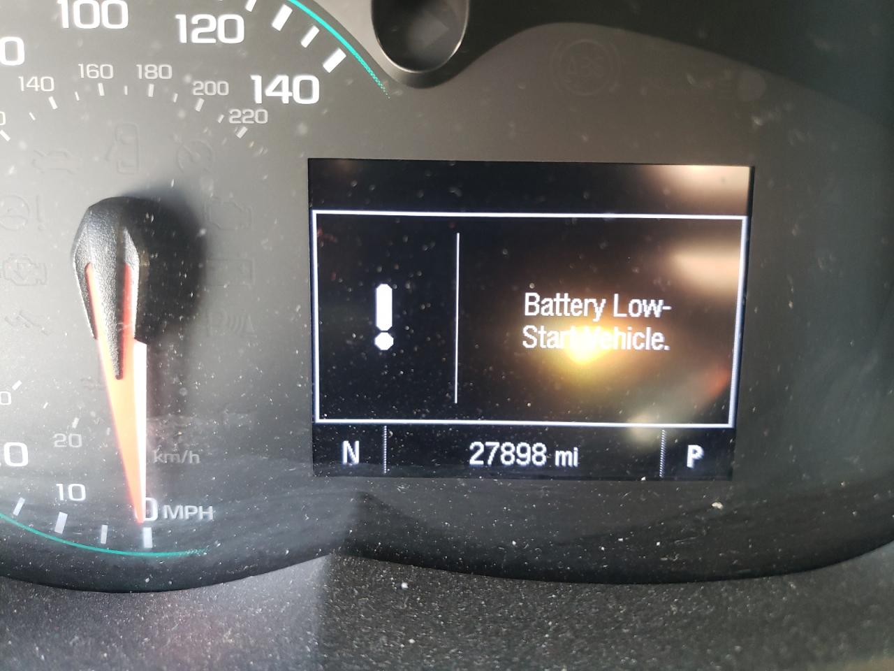 Photo 8 from auction – 2020 CHEVROLET TRAX LS with VIN 3GNCJKSB0LL142366